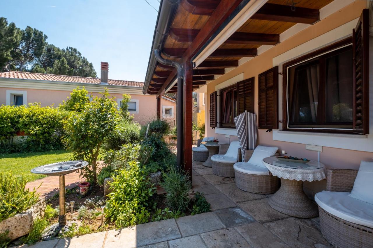 Guesthouse Istra Premantura Esterno foto