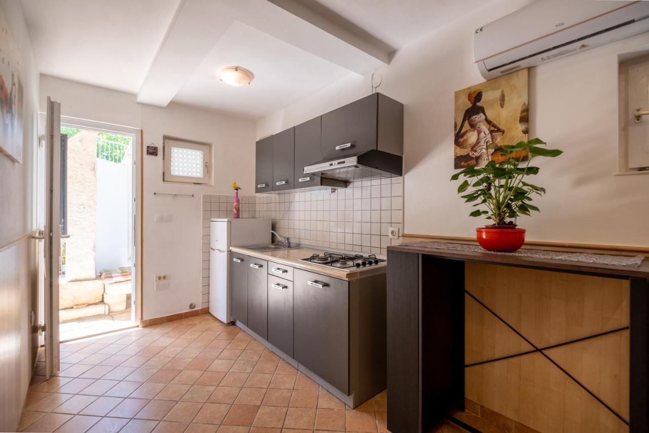 Guesthouse Istra Premantura Esterno foto