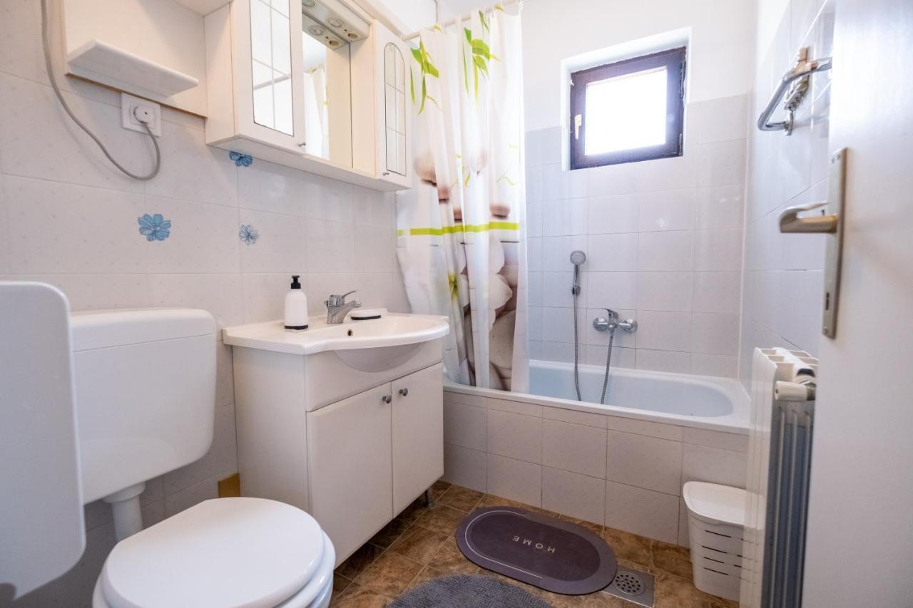 Guesthouse Istra Premantura Esterno foto