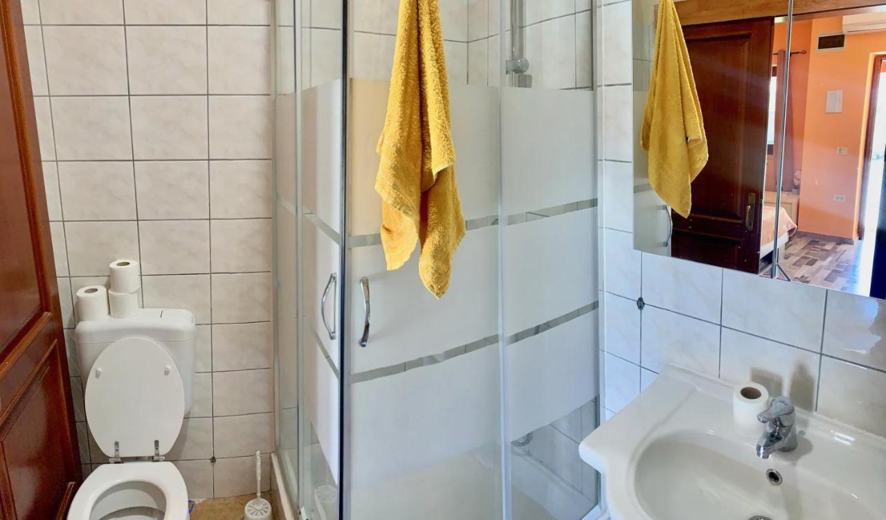 Guesthouse Istra Premantura Esterno foto